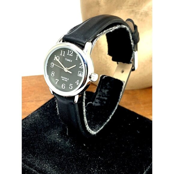 Timex Women's Watch T2N525 Quartz Indiglo Black Dial Leather Strap 25mm - Picture 2 of 13